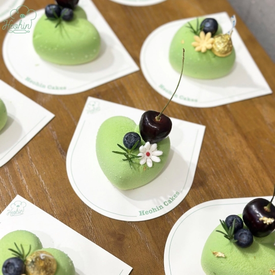 Bánh Entremet HeoHin Cakes